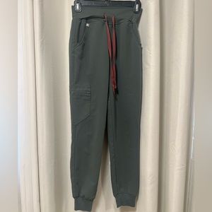 Figs bonsai jogger scrub pants